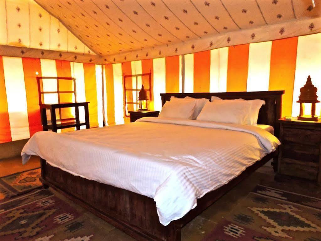 Damodra Desert Camp Jaisalmer Exteriör bild